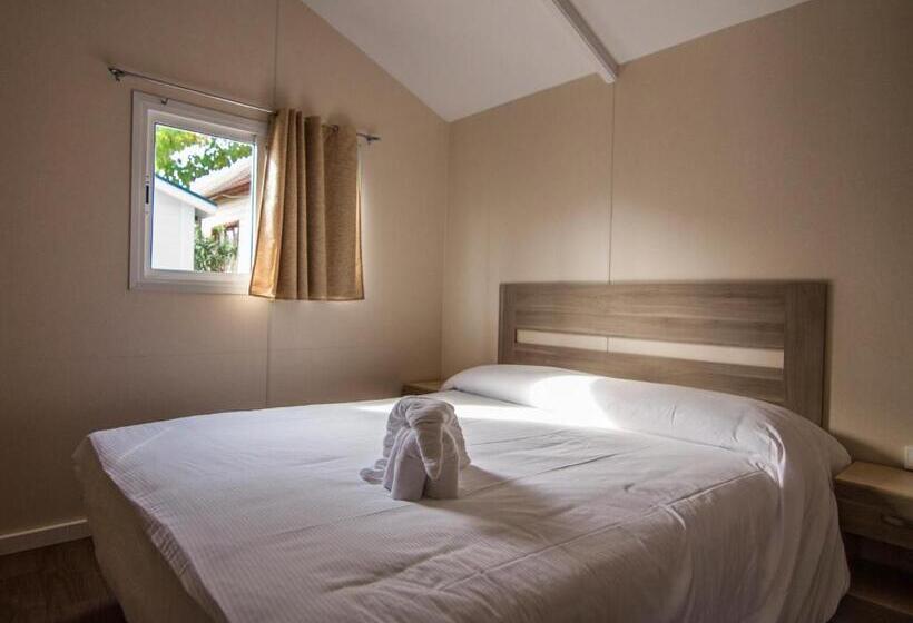 בקתה סטנדרטית, La Marina Resort