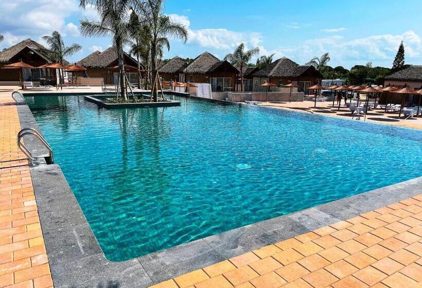 בקתה דלוקס, La Marina Resort