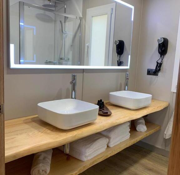 בקתה דלוקס, La Marina Resort