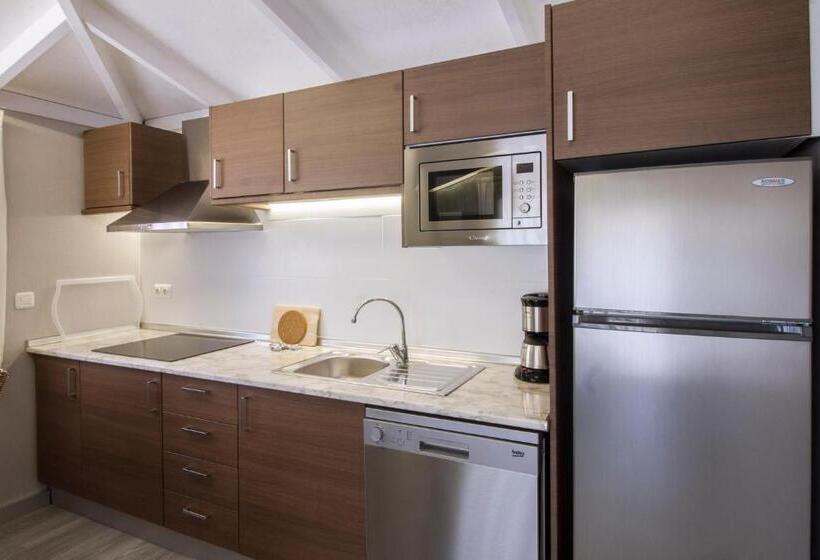 בקתה סטנדרטית, La Marina Resort