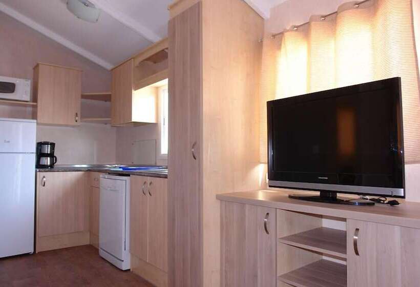 בקתה סטנדרטית, La Marina Resort