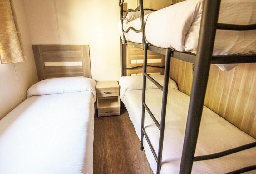 בקתה סטנדרטית, La Marina Resort