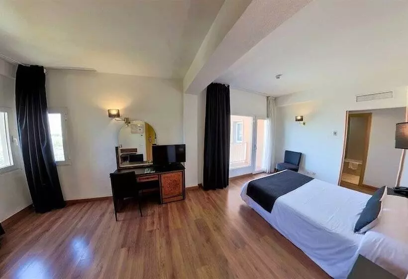 اتاق استاندارد, Ohtels Gran Hotel Almeria