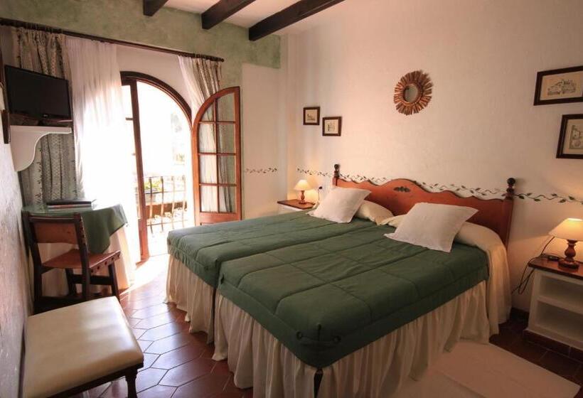 Quarto Economy, Petit Hotel Ses Rotges   Only Adults