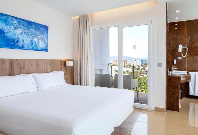 小型套房, Playasol