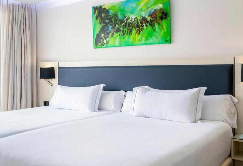 高级大房间, Playasol