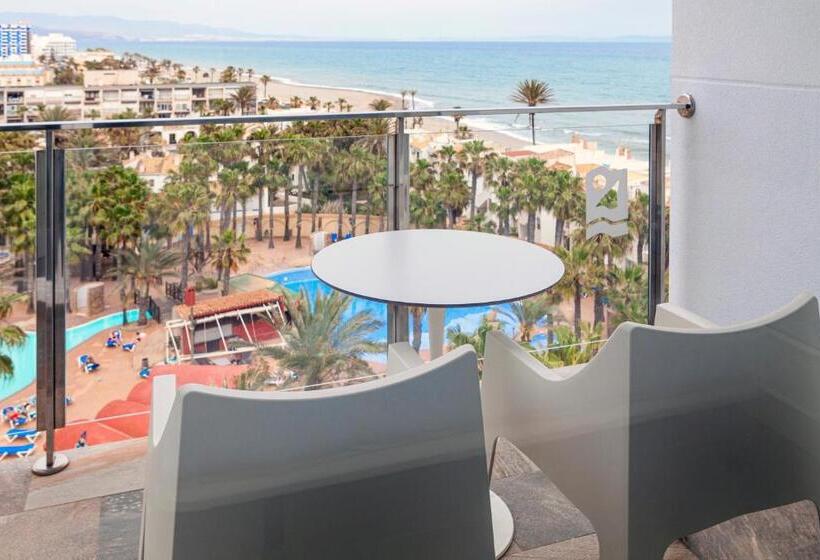 高级大房间, Playasol