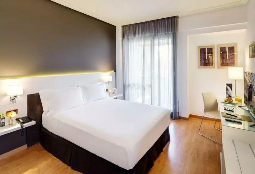 سوییت جونیور, Sercotel Gran Hotel Zurbarán