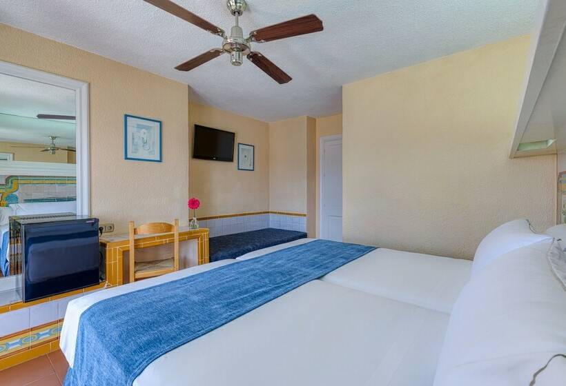 شقة غرفة واحدة, Playavera