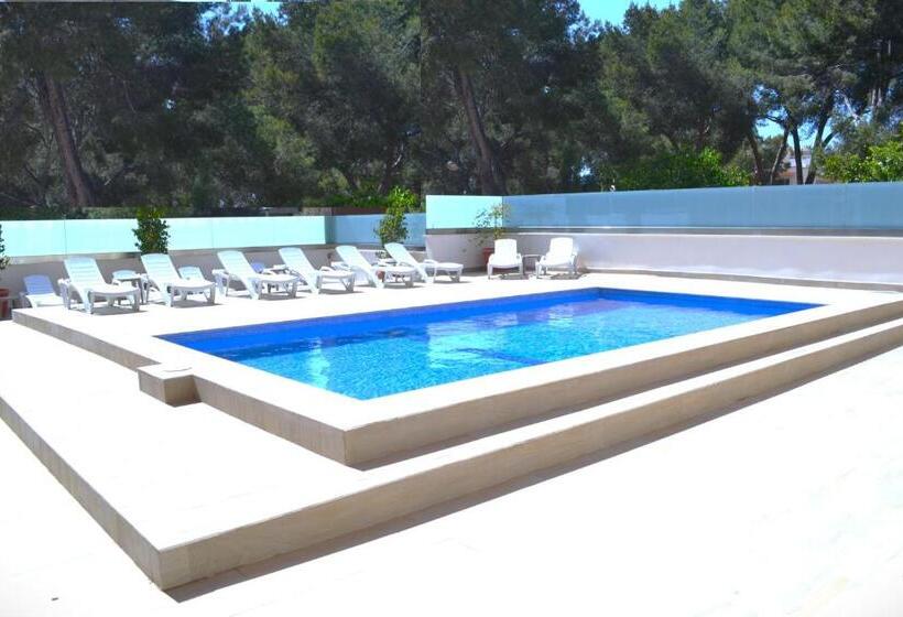 Трехместный Номер Комфорт, Welikehotel Fenix