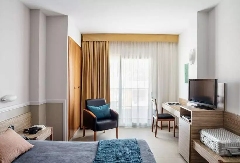 اتاق استاندارد سه نفره, Aqua Hotel Promenade & Spa 4 Sup*