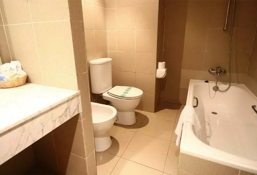 اتاق خانوادگی, Aqua Hotel Promenade & Spa 4 Sup*