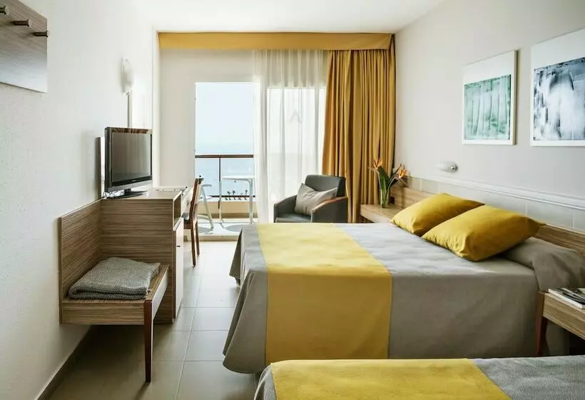 اتاق پریمیوم سه تخته, Aqua Hotel Promenade & Spa 4 Sup*
