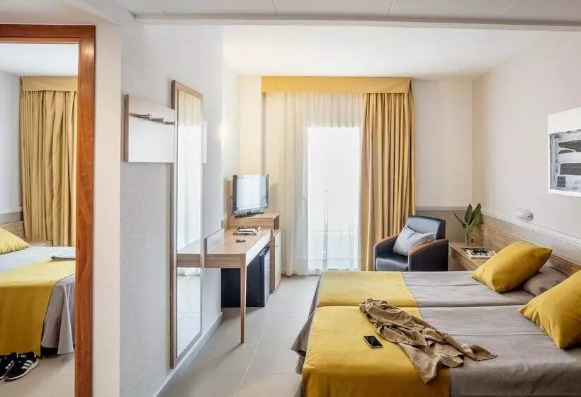 اتاق پریمیوم چهارنفره, Aqua Hotel Promenade & Spa 4 Sup*