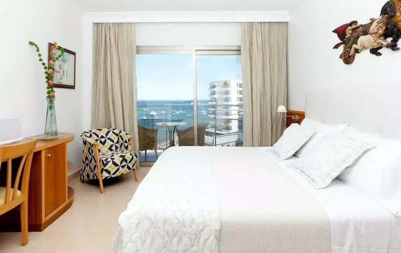 سوییت با چشم‌انداز دریا, Bellamar Hotel Beach & Spa