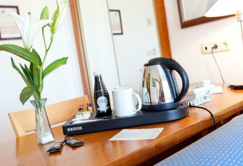 חדר סטנדרט יחיד עם מרפסת, Bellamar Hotel Beach & Spa