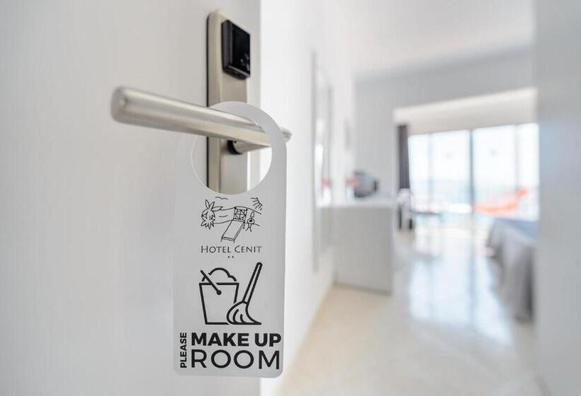 اتاق سوپریور با چشم‌انداز دریا, Cenit & Apts. Sol Y Viento