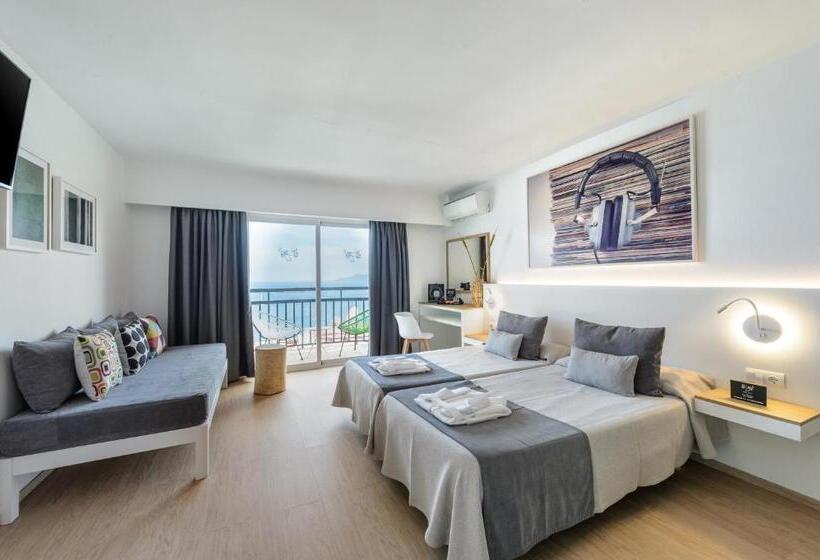 استودیوی استاندارد با چشم‌انداز دریا, Cenit & Apts. Sol Y Viento