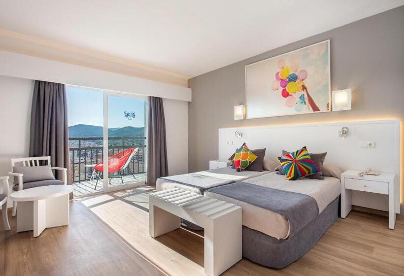 غرفة قياسية إطلالة جانبية علي البحر, Cenit & Apts. Sol Y Viento
