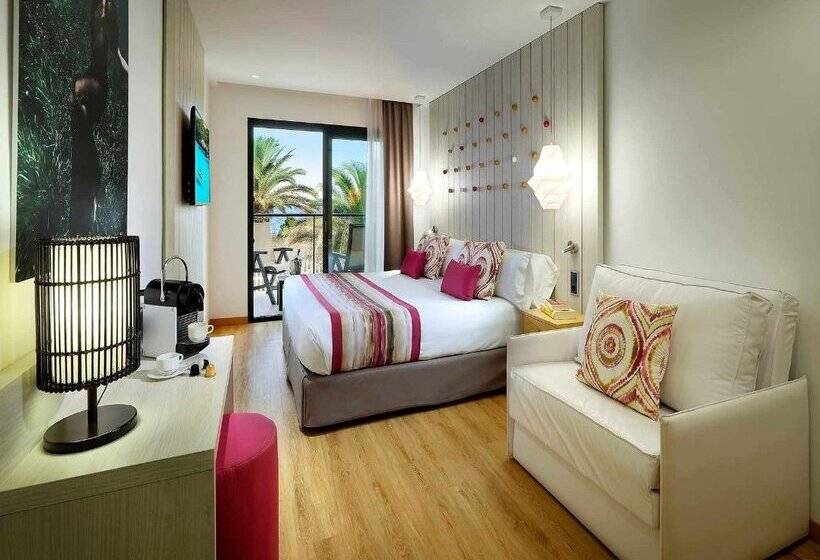 اتاق لوکس با چشم‌انداز دریا, Grand Palladium White Island Resort & Spa