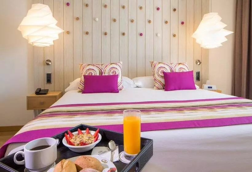Sviitti Merinäkymä, Grand Palladium White Island Resort & Spa