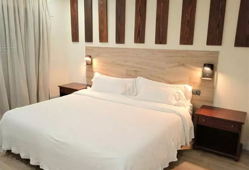 Standard 4-Bettzimmer mit Balkon, 153