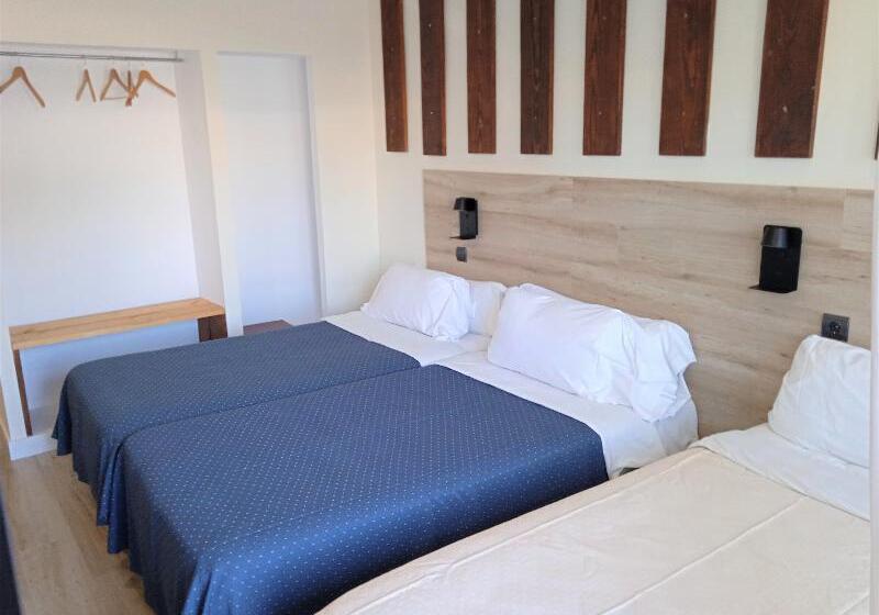 Standard Triple Room with Terrace, 153
