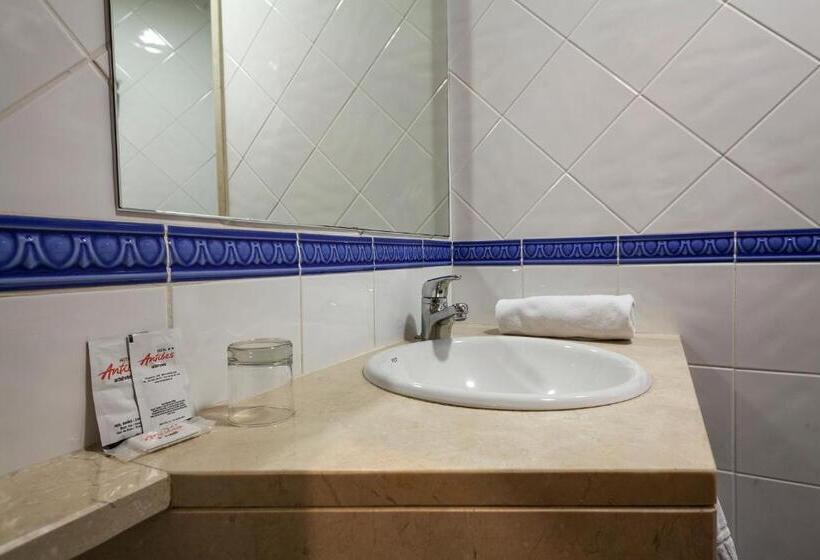 Номер Стандарт, Acta Antibes