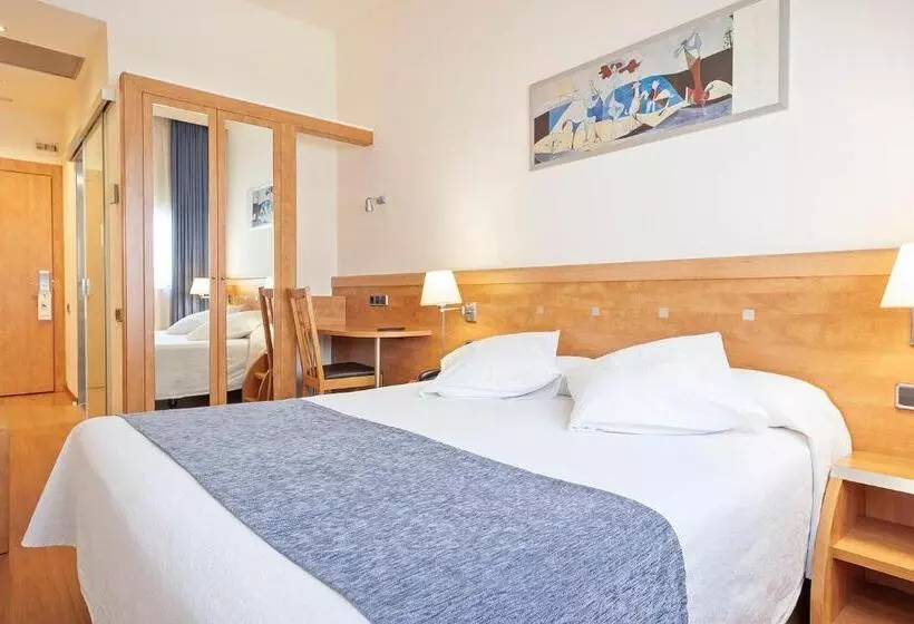 Standardzimmer, Acta Antibes
