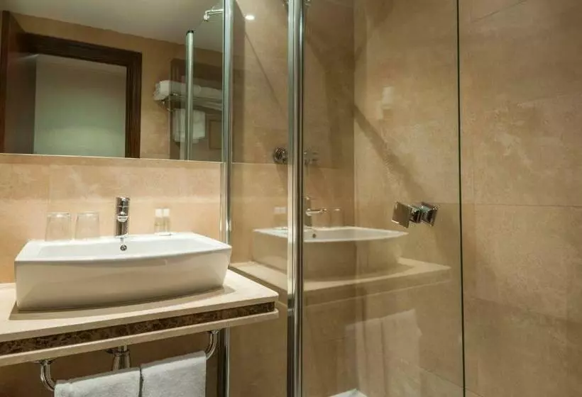 اتاق استاندارد, Alcantara