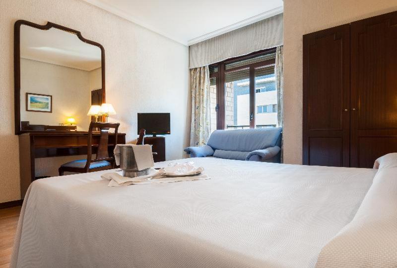 اتاق استاندارد, Alcantara