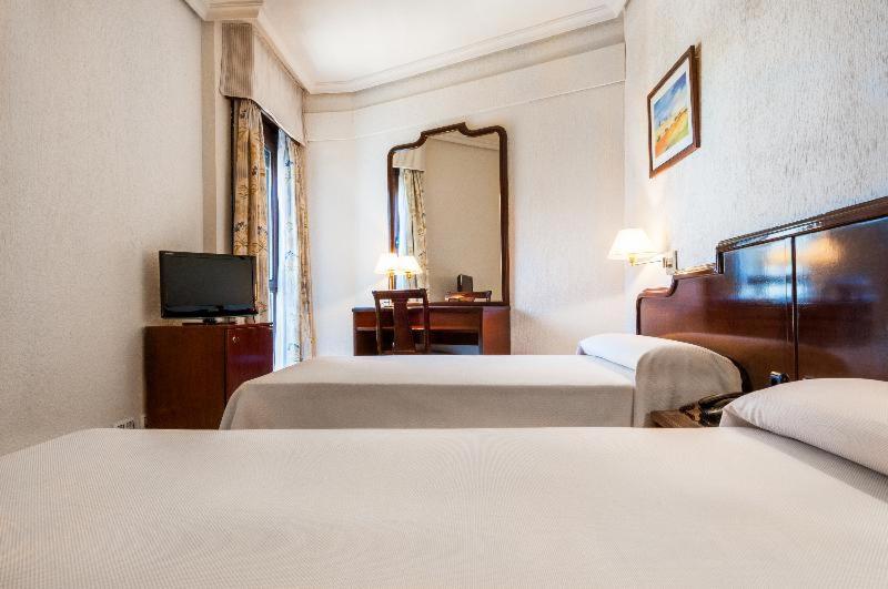 اتاق استاندارد, Alcantara