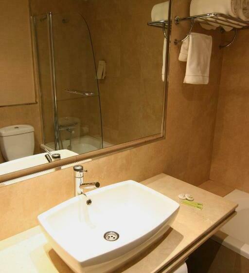 اتاق استاندارد یک نفره, Alcantara