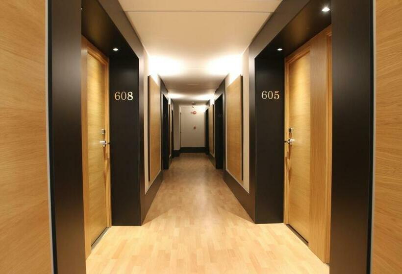 اتاق اجرایی, Alcantara