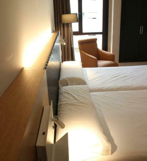 اتاق اجرایی, Alcantara