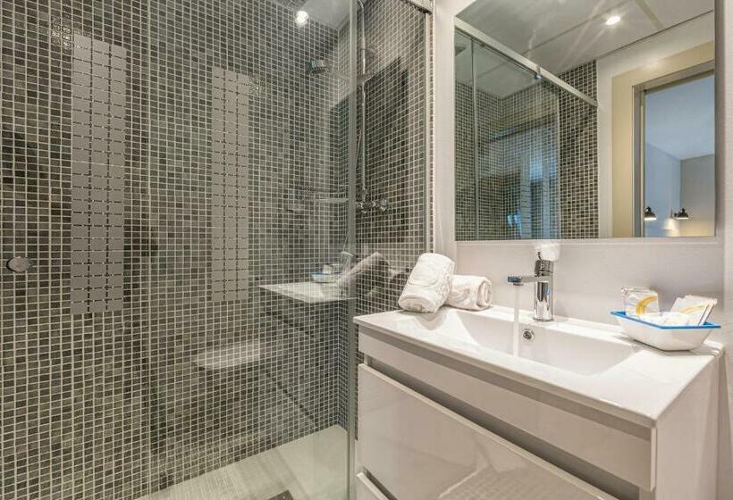 标准间, ALEGRIA Maripins