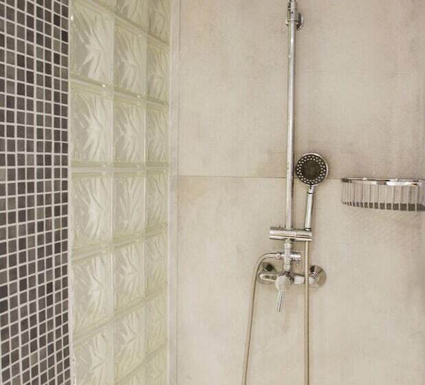 标准间, ALEGRIA Maripins