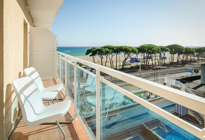 标准三人间, ALEGRIA Maripins