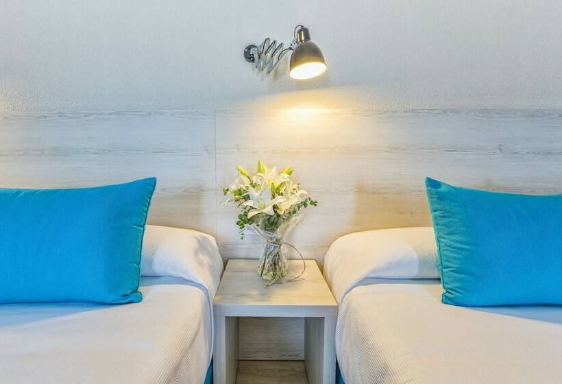 标准间带游泳池, ALEGRIA Maripins