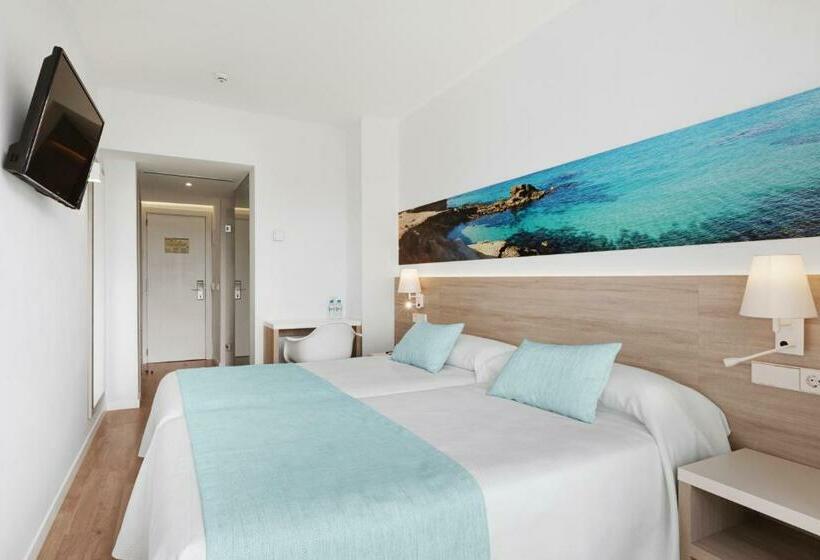 חדר משפחתי, Alua Boccaccio