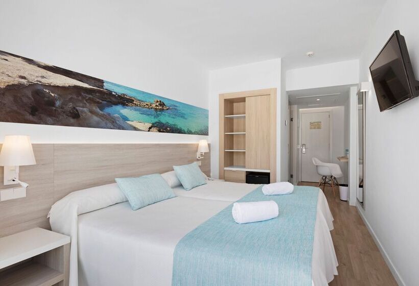 חדר סטנדרט לשלושה, Alua Boccaccio