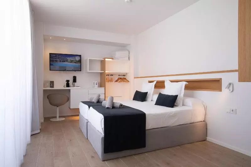 اتاق سوپریور, Anfora Ibiza