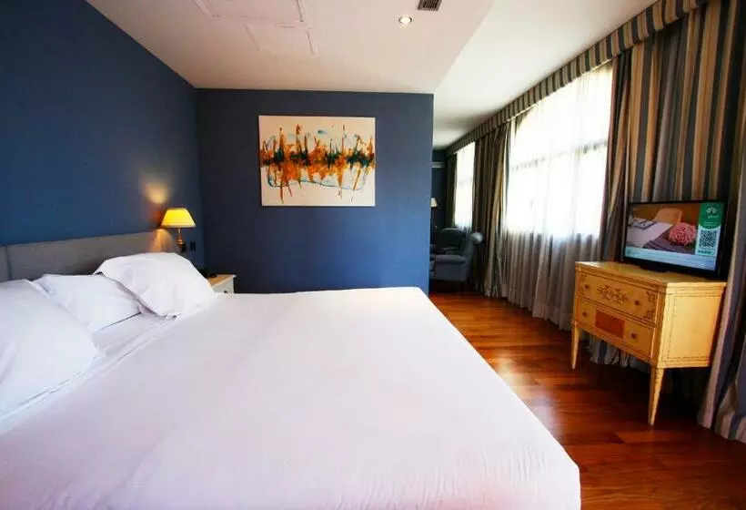 Premium Neljän Hengen Huone, Blancafort Spa Termal
