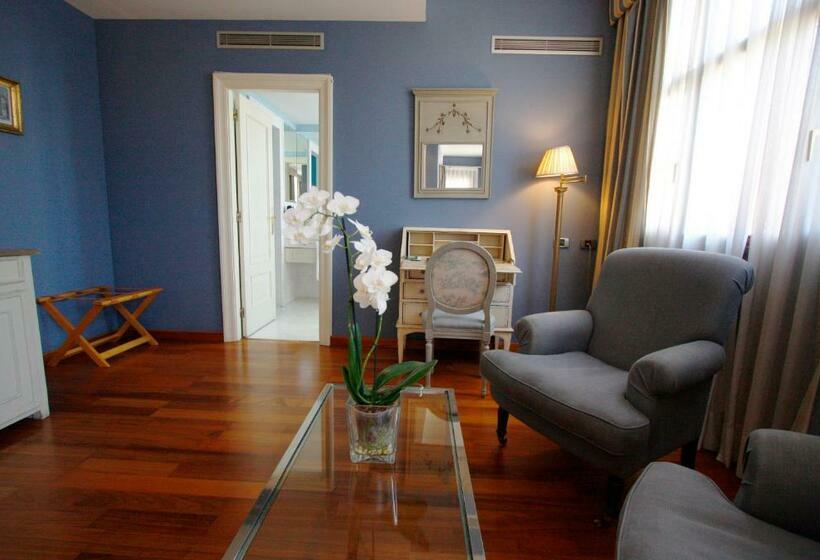 プレミアム4ベッドルーム, Blancafort Spa Termal