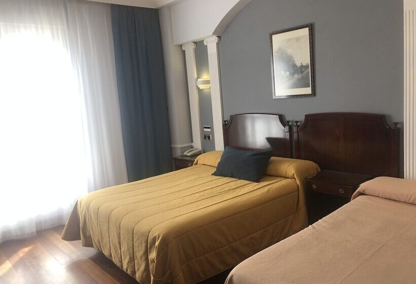 スタンダードトリプルルーム, Camino De Santiago