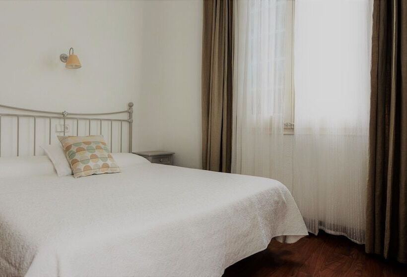 Номер Стандарт, Capri