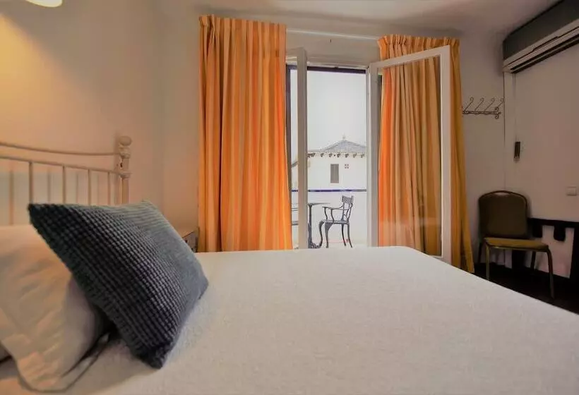 Chambre Triple Standard, Capri