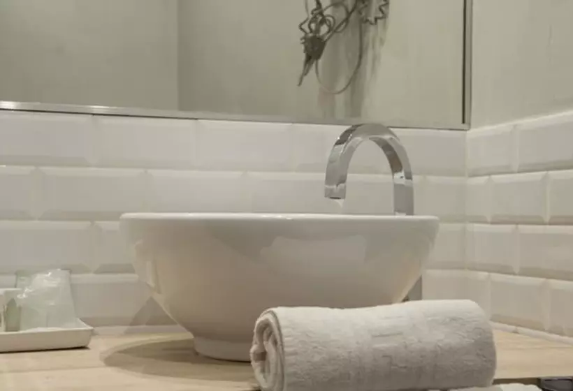 Chambre Standard Individuelle, Capri