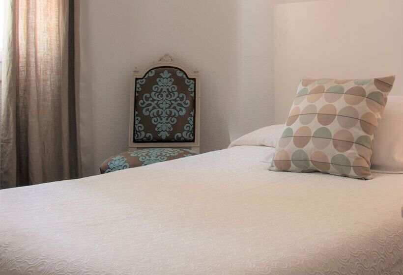 Номер Стандарт Индивидуальный, Capri