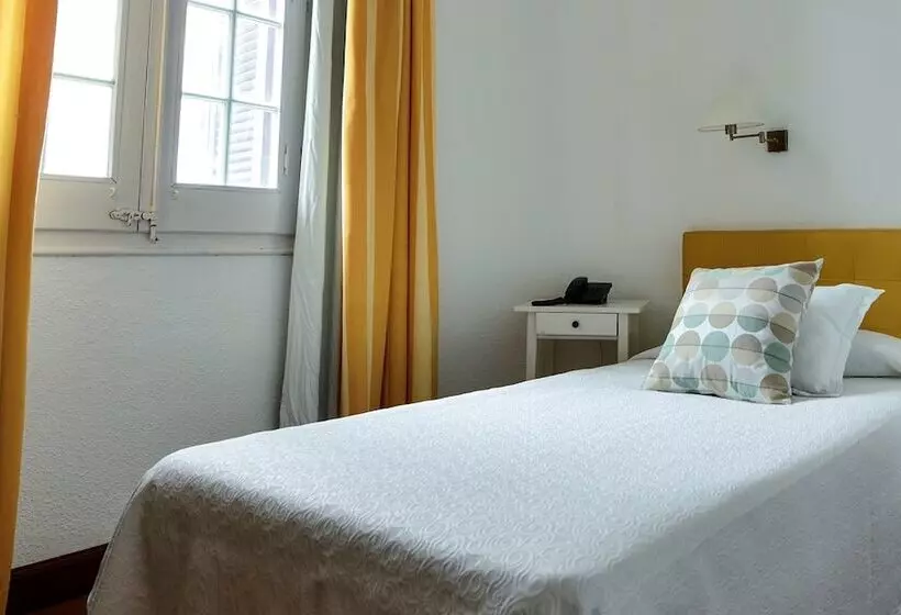 Chambre Standard Individuelle, Capri